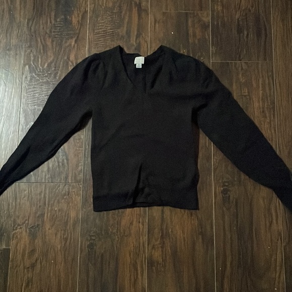 Sweaters small - Picture 2 of 3